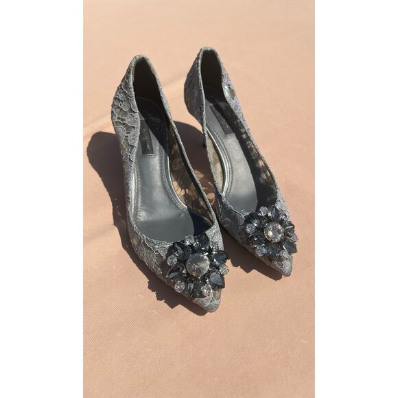 Dolce & Gabbana Taormina Lace Crystal Embellished Pointy Toe Low Heel Pumps 6.5 - Picture 1 of 14
